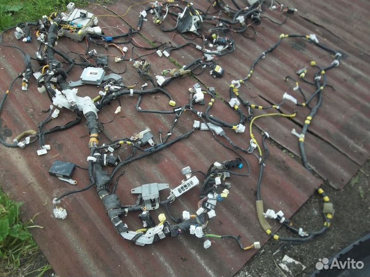 Toyota Land Cruiser 120 проводка салона