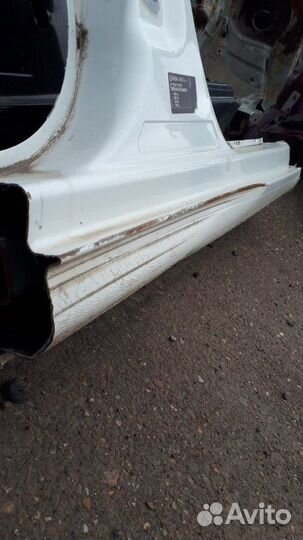 Стойка кузова правая Skoda Fabia 5J2 CGP 2012