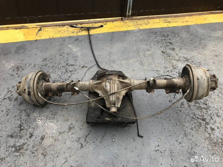 Мост задний Mercedes T1 1977-1995