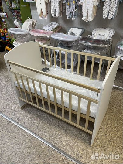 Детская кровать колесо-качалка My Dream