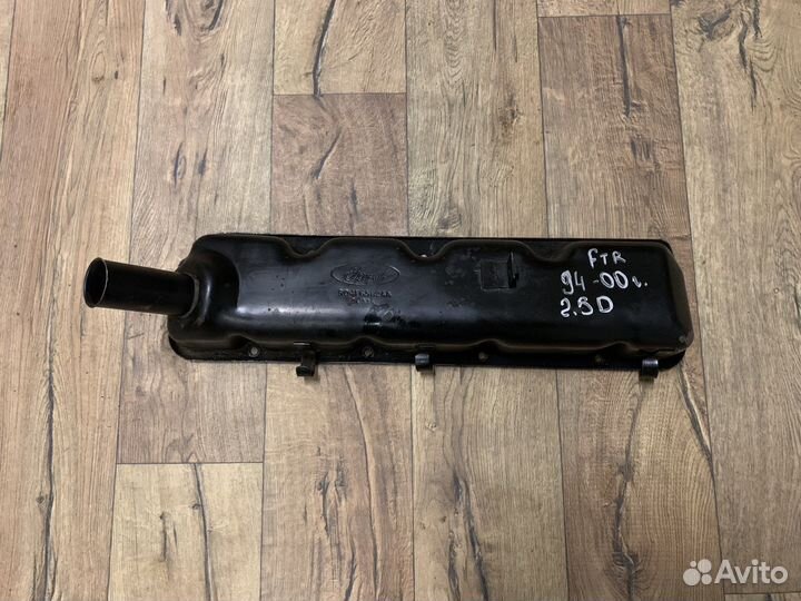 Клапанная крышка Ford Transit 2.5D 1994-2000