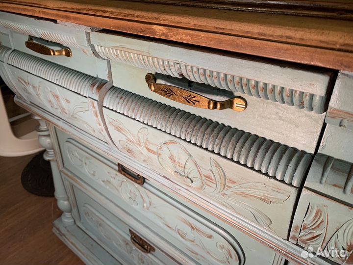 Сервант. Буфет