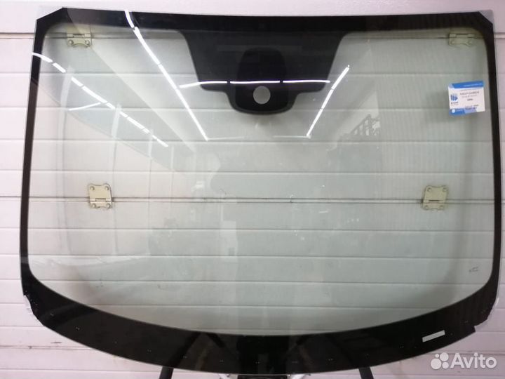 Лобовое стекло Ниссан Кашкай
