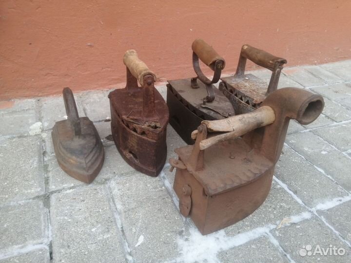 Старинные угольные утюги север 19 век