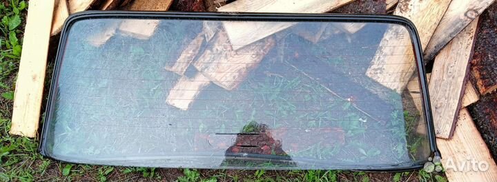 Заднее стекло ваз 2107
