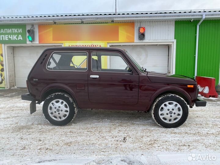 LADA 4x4 (Нива) 1.7 МТ, 2006, 62 000 км