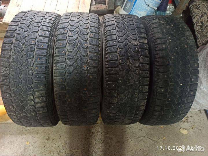 Yokohama Ice Guard IG10 195/65 R15 92J