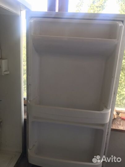 Холодильник бу маленький