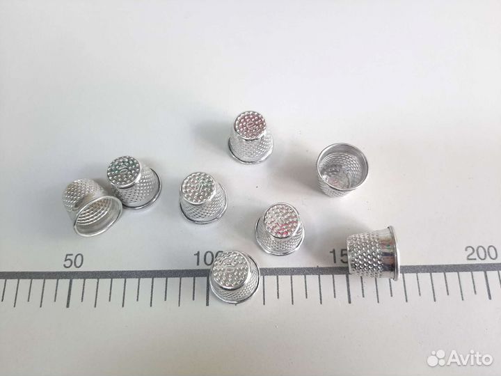 Напёрстки новые + 1 б/у