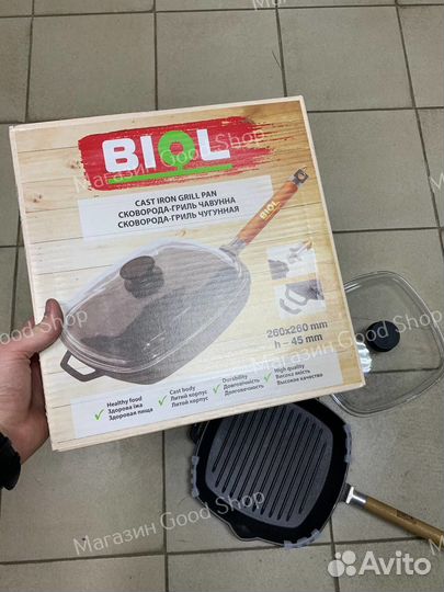 Сковорода гриль чугунная 260x260