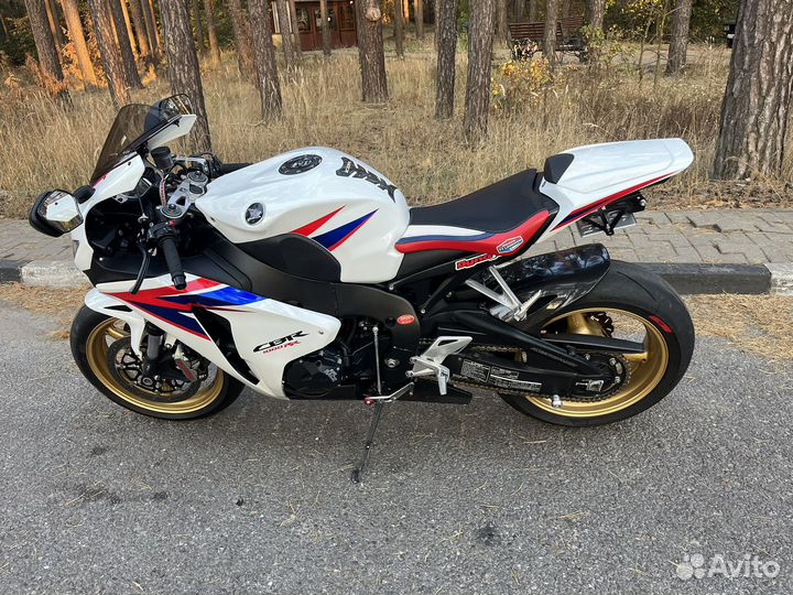 Honda cbr 1000 rr