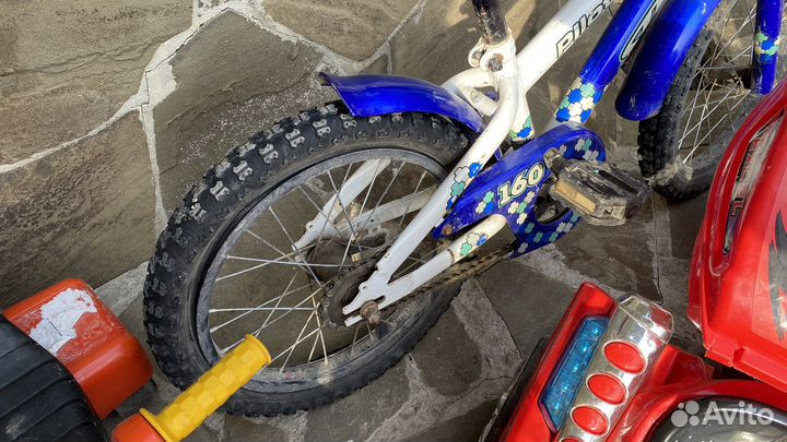 Детский велосипед и всячина