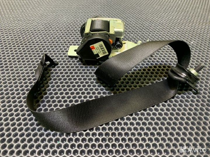 Ремень безопасности лев. зад. Mercedes-Benz M-clas