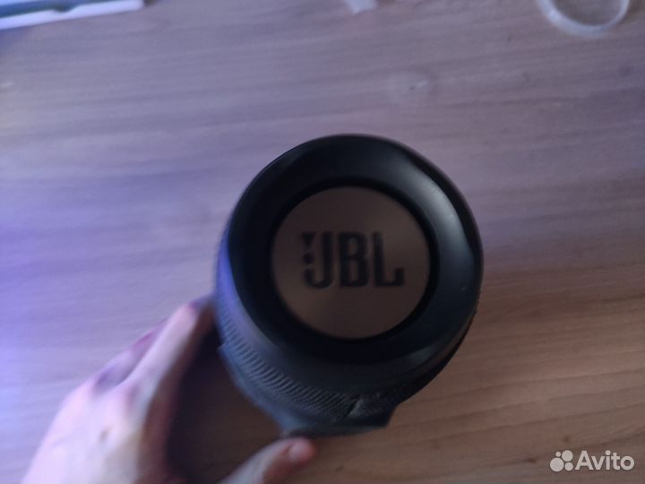 Колонка jbl charge 3