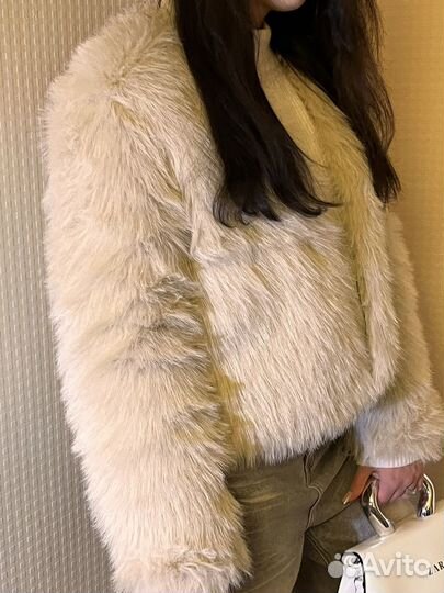 Шуба женская искуственная короткая