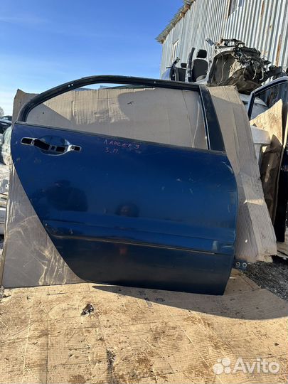 Задняя правая дверь Mitsubishi Lancer 9