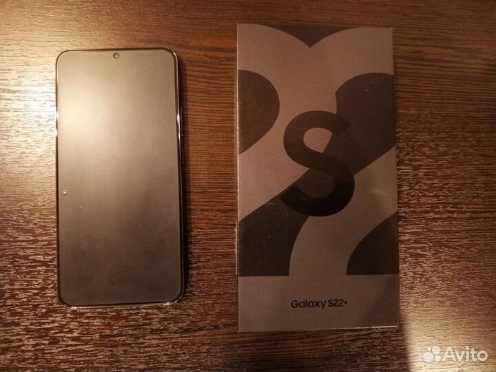 Samsung Galaxy S22+, 8/256 ГБ