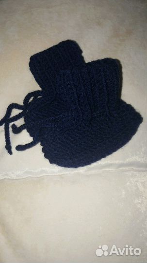 Детские пинетки на 3-6 месяцев ручная работа