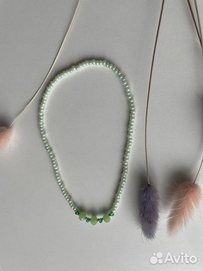 Украшение на шею из бисера