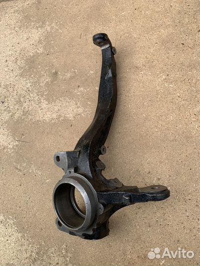 Кулак поворотный honda civic V (EG) 91-95