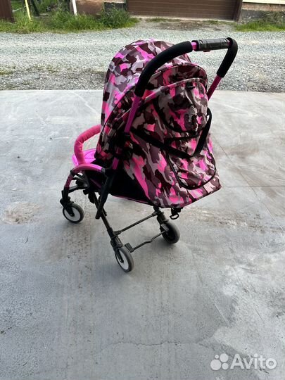 Прогулочная коляска