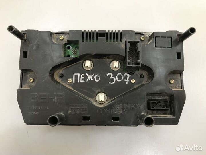 Блок упр. печкой на Peugeot 307