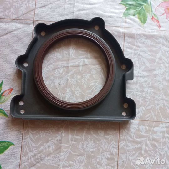 Сальник коленвала w203