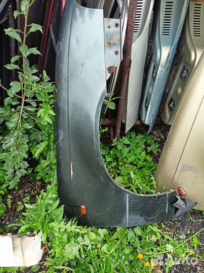 Daewoo nexia 11г. Крыло переднее правое
