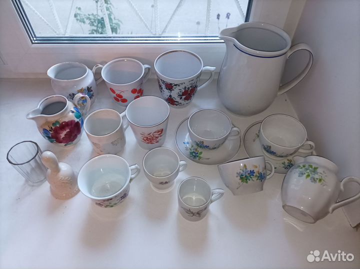 Чашки, бокалы, молочники