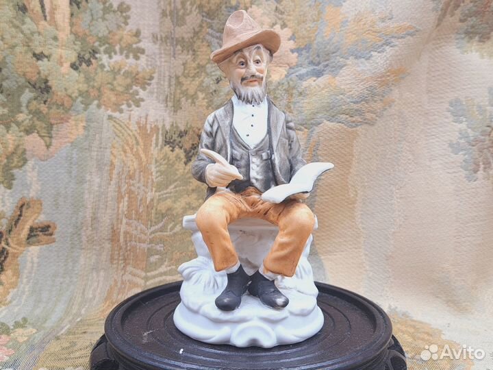 Фигурка керамическая жанровая 