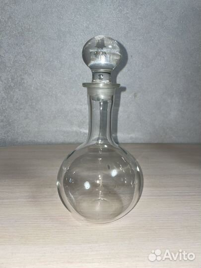 Стеклянные графины