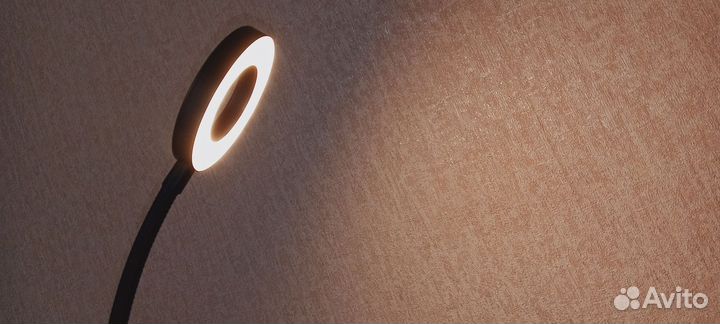 Штатив для съёмок с держателем для телефона