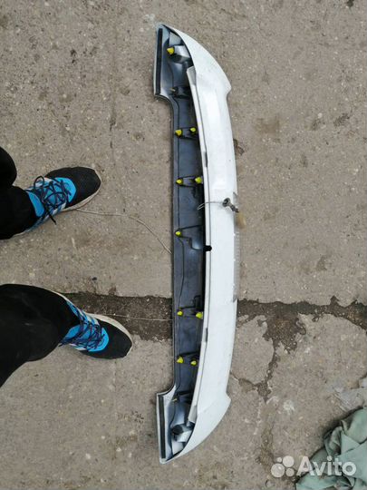 Спойлер Toyota Wish ANE11