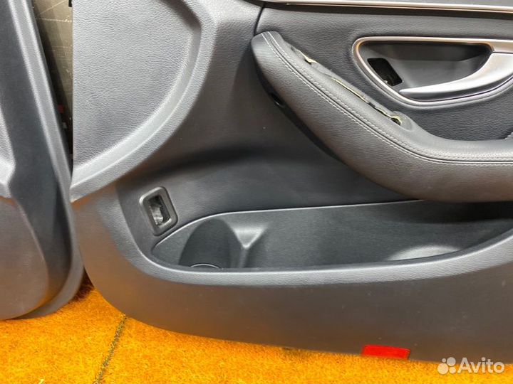 Обшивка двери Mercedes-Benz C-Class W205 274.920