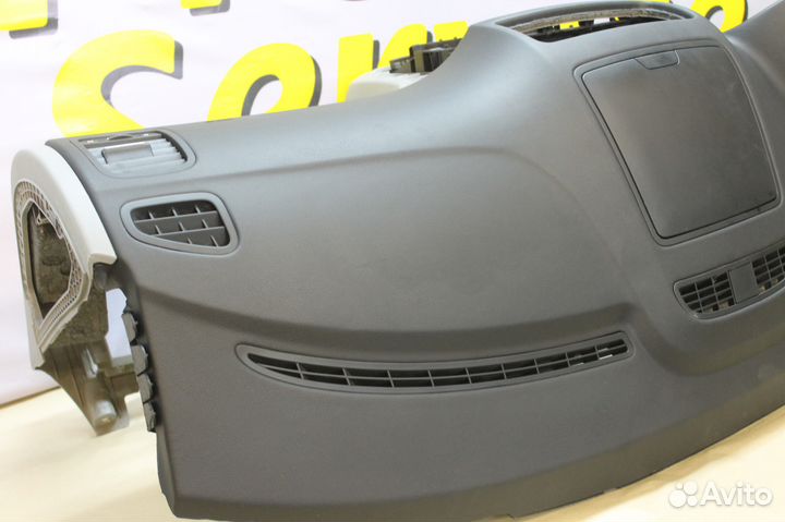 Приборная панель Skoda Yeti торпедо