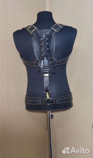 Кожаная портупея для меча