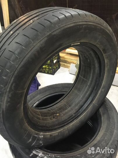 Bridgestone Potenza S001 235/55 R17