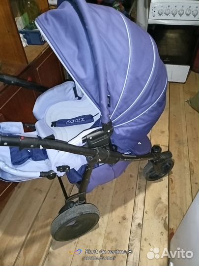 Продам коляску Zippy 2в1