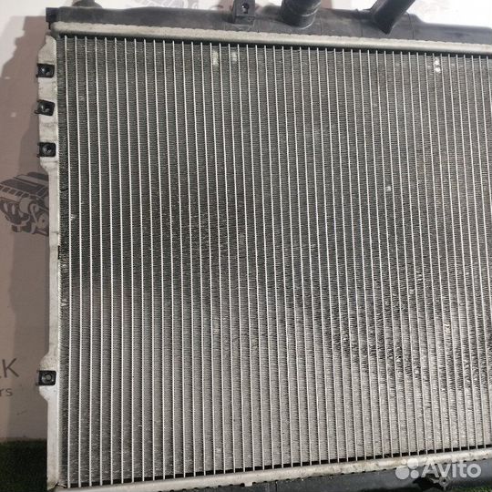 Радиатор охлаждения двигателя Hyundai Grand Starex