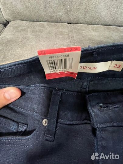 Джинсы levis новые женские