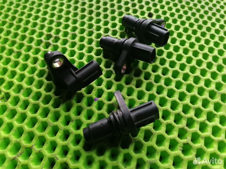 Датчик распредвала Тойота 4GR FSE