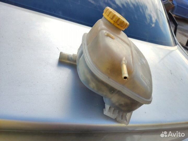 Бачок расширительный Opel Astra G хетчбек 1.6I