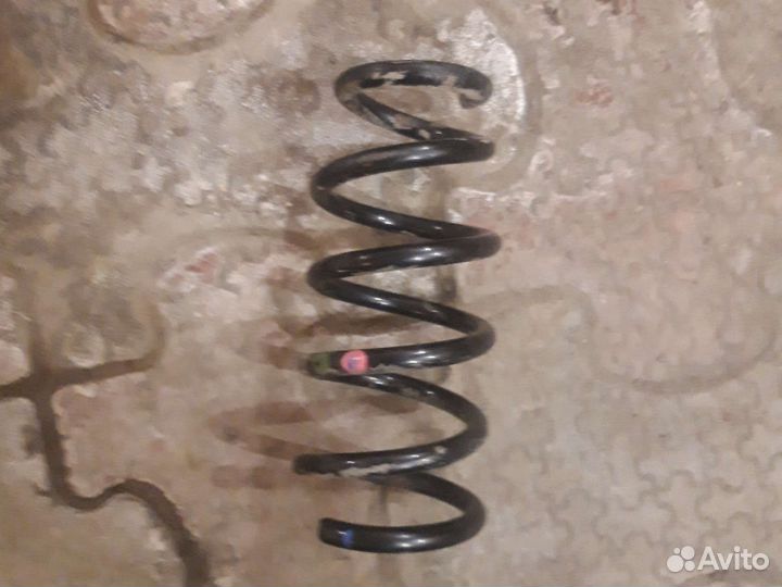 Пружина правая cr-v 3