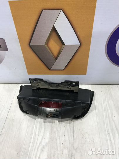 Стоп-сигнал Фонарь Renault logan 2