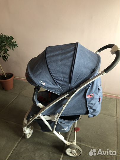 Прогулочная коляска mio