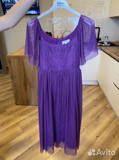 Нарядное платье