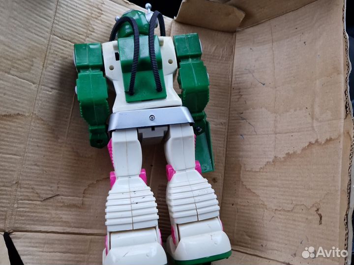 Игрушка робот
