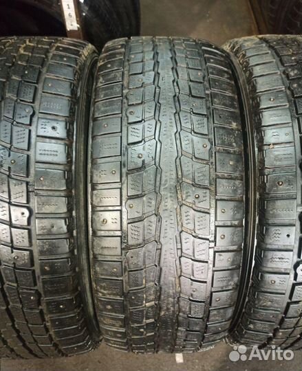 Dunlop SP Winter Ice 01 255/55 R18 106H