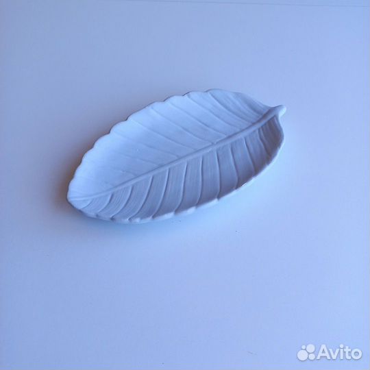 Декоративная тарелка подставка Лист