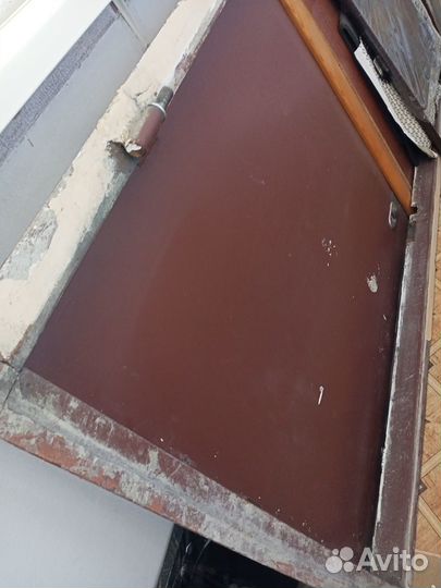 Железная дверь